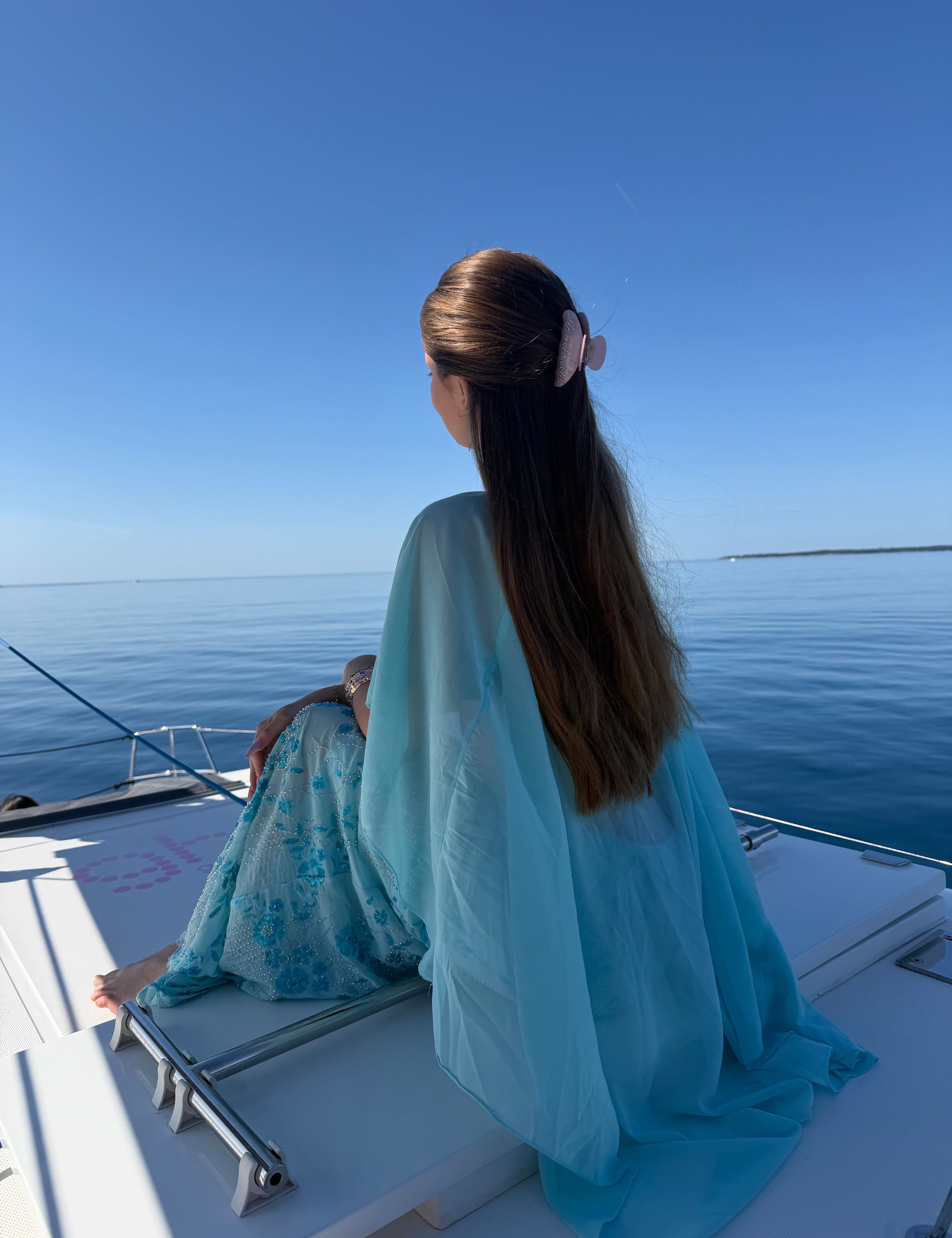 Huile capillaire ou sérum : que choisir pour vos cheveux